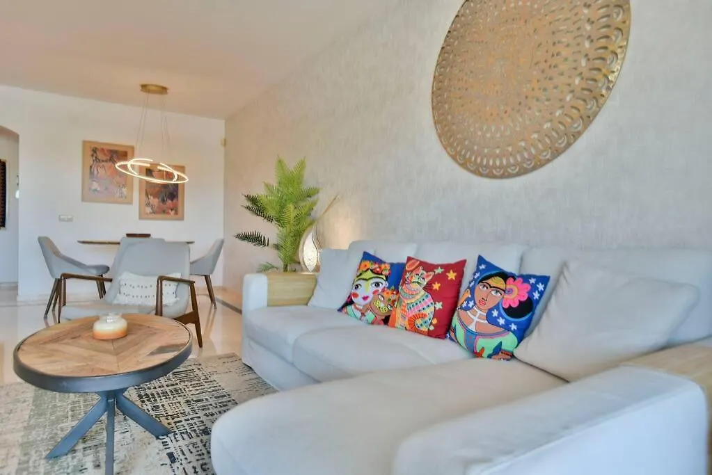 Espectacular Apartamento Rodeado De Campos De Golf Casares